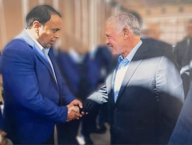 الحراحشة يكتب الوقوف في خندقين لا يجوز، بل يجب أن نكون جميعًا في خندق الوطن.