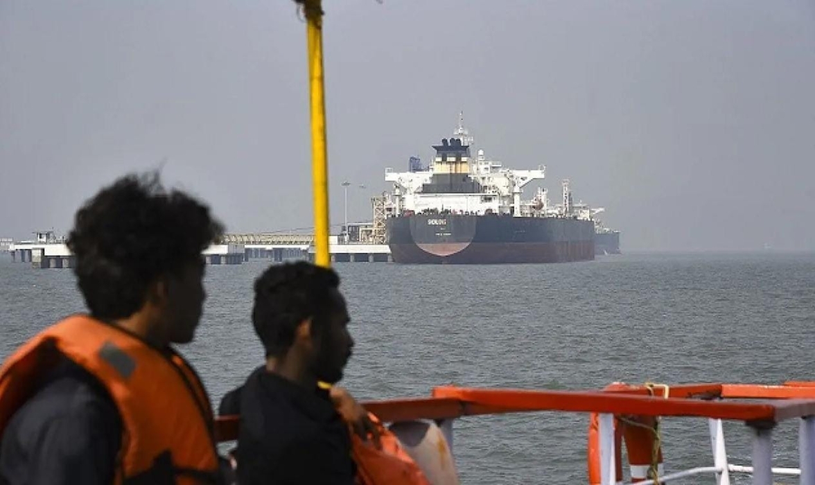 وزير اميركي : جيشنا غير جاهز لمرافقة ناقلات النفط عبر مضيق هرمز