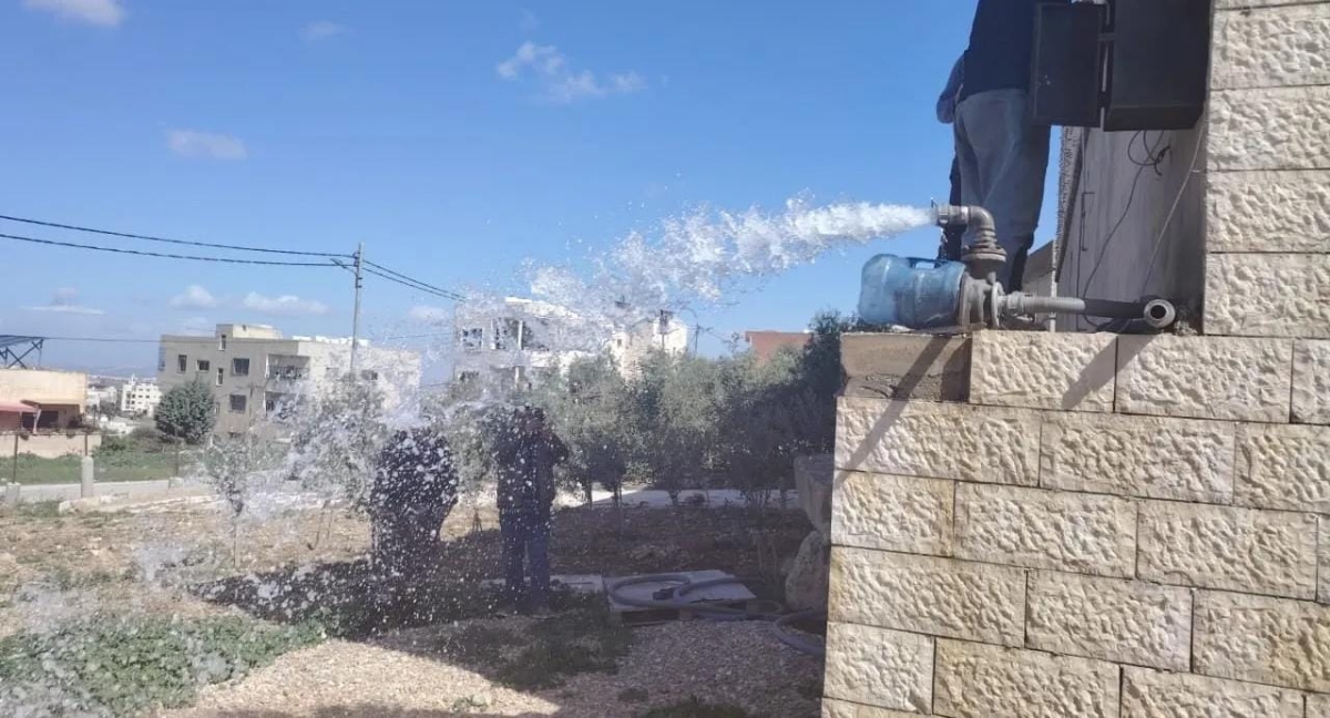 وزارة المياه تضبط اعتداءات كبيرة في إربد لتعبئة صهاريج مخالفة