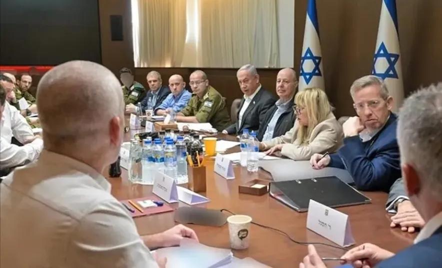 إسرائيل تُدرج إعلاميًا مصريًا ضمن القائمة السوداء!