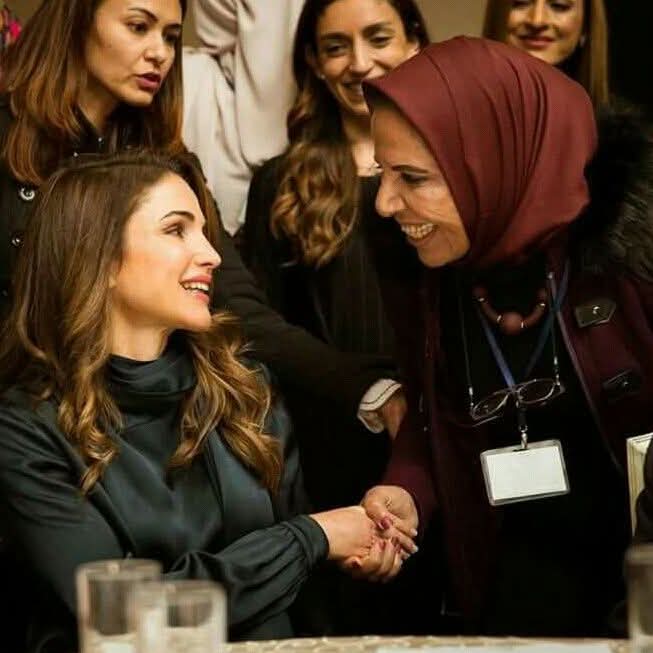 يسرى الخريشا… مسيرة تربوية متميزة وخبرة تتجاوز ثلاثة عقود في تطوير التعليم