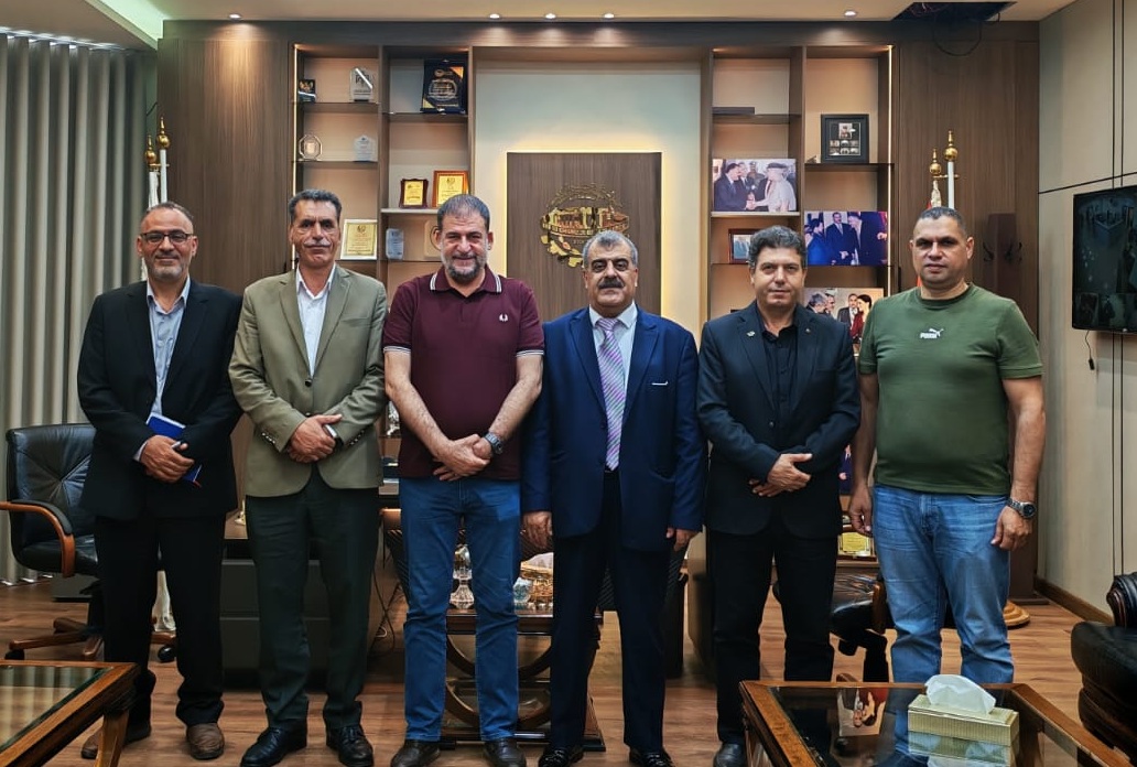 ديوان عشيرة العبيدات وغرفة تجارة إربد يبحثان تعزيز مهارات الشباب ومكافحة البطالة
