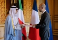 رسالة من أمير الكويت إلى الرئيس الفرنسي تتعلق بالعلاقات الثنائية وآخر التطورات بالمنطقة