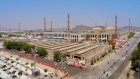 توافد الحجاج إلى مسجد نمرة للاستماع إلى خطبة عرفة وأداء صلاتي الظهر والعصر