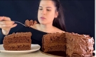 لماذا نأكل الكعك والشيكولاته قبل النوم مباشرة؟