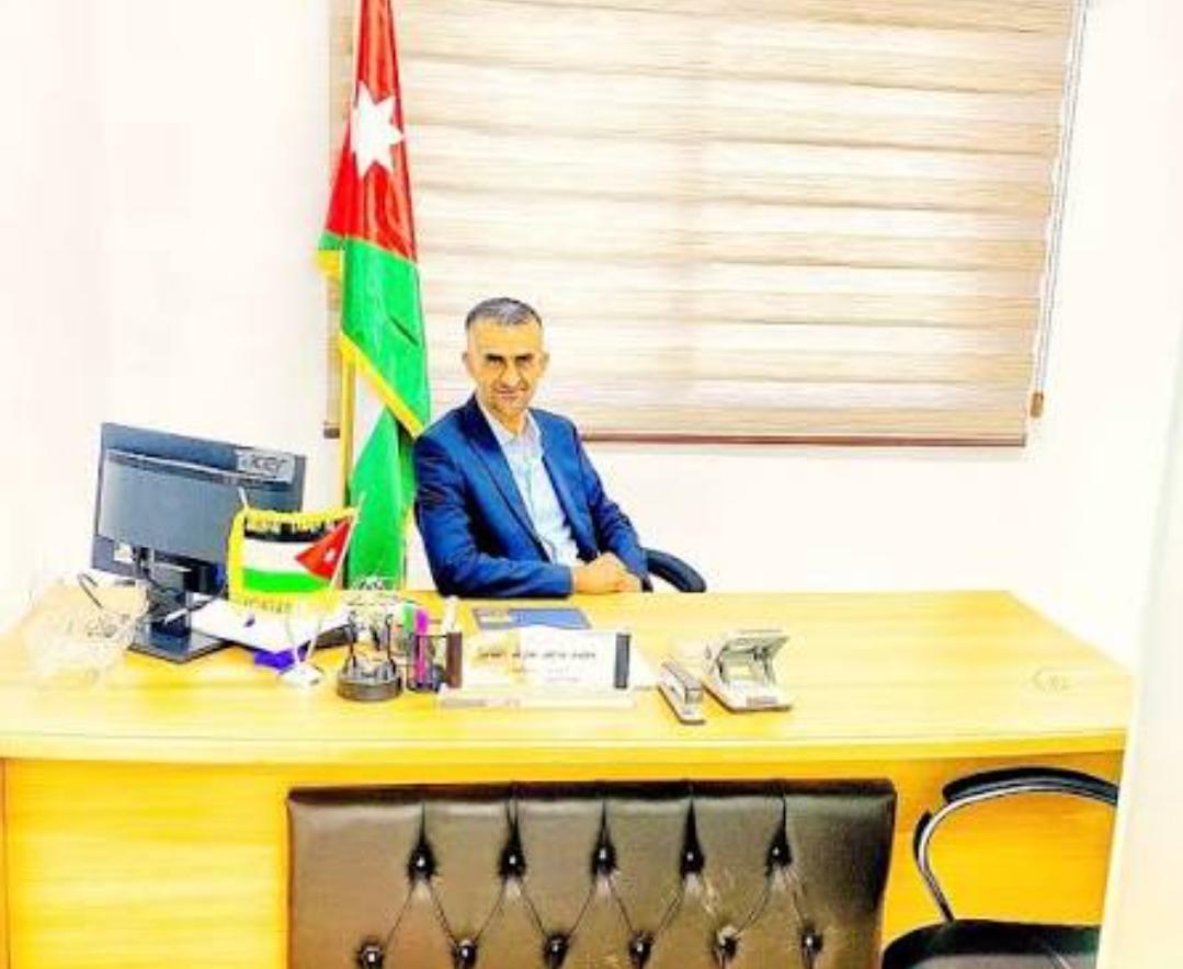 {clean_title}
