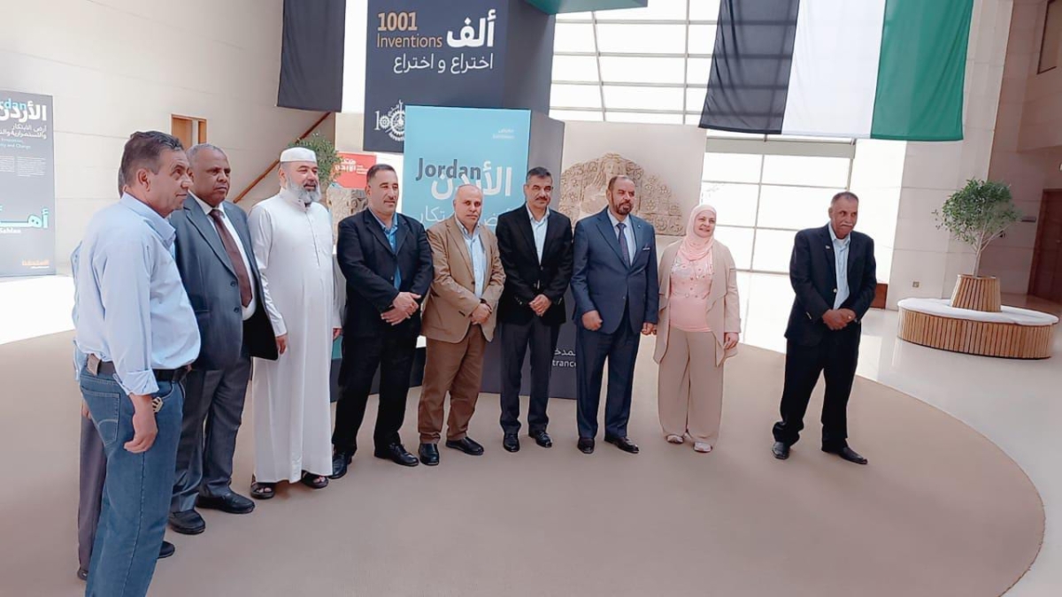 {clean_title}