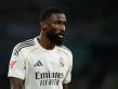 ريال مدريد يمدد عقد مدافعه أنطونيو روديغر حتى عام 2027