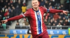 هالاند يصف ميسي بـ«المجنون» بعد الهاتريك التاريخي في كأس العالم
