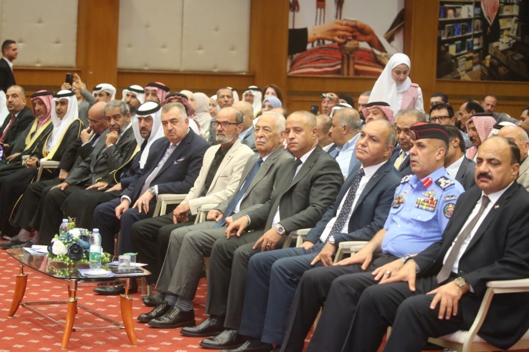 العيسوي يرعى احتفالاً وطنياً بعيد الاستقلال الثمانين ويؤكد أهمية مواصلة مسيرة البناء والإنجاز..صور