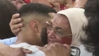 دموع والدة صيباري تخطف الأضواء بعد تأهل المغرب إلى ثمن نهائي مونديال 2026